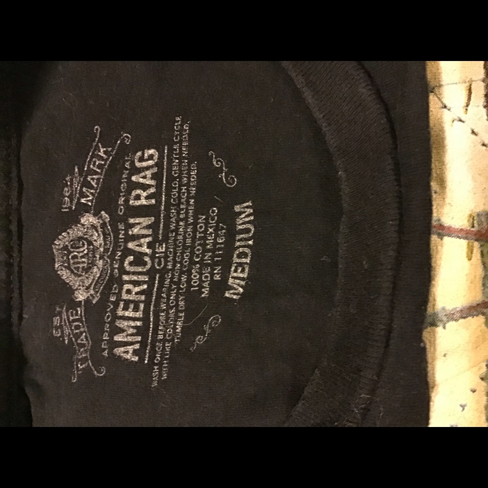 Darth Vader in Brooklyn Men’s T-Shirt - Picture 3 of 3